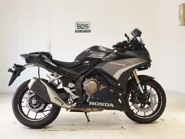 Honda CBR400R-2