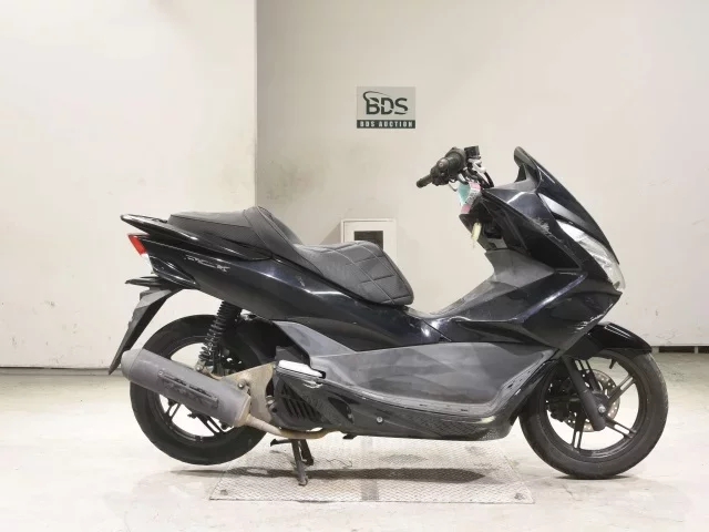 Honda PCX150 SHO LOUIS NOT EQUIPPED