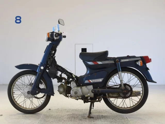 Honda C50-E