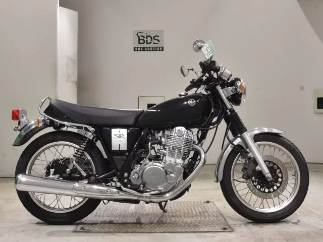 Yamaha SR400-5 лот № 2670 оценка 5  с аукциона в Японии