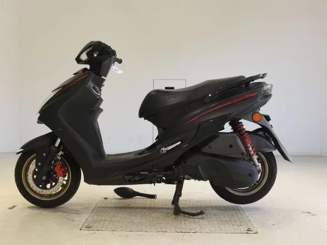 Yamaha CYGNUS 125XSR-3