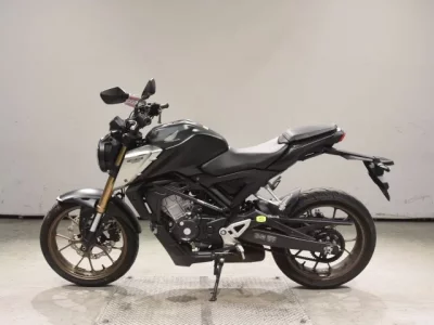 Honda CB125R-2