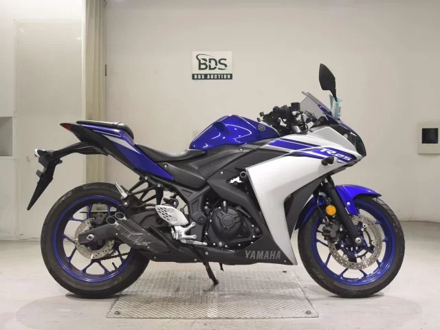 Yamaha YZF-R25 лот № 5182 оценка 4  с аукциона в Японии