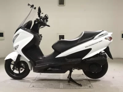 Suzuki BURGMAN200  с аукциона в Японии