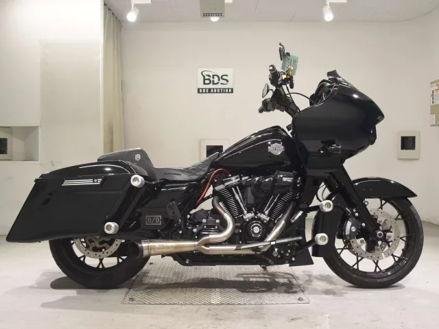 Harley-Davidson HARLEY FLTRXS1870 лот № 5075 оценка 5  с аукциона в Японии