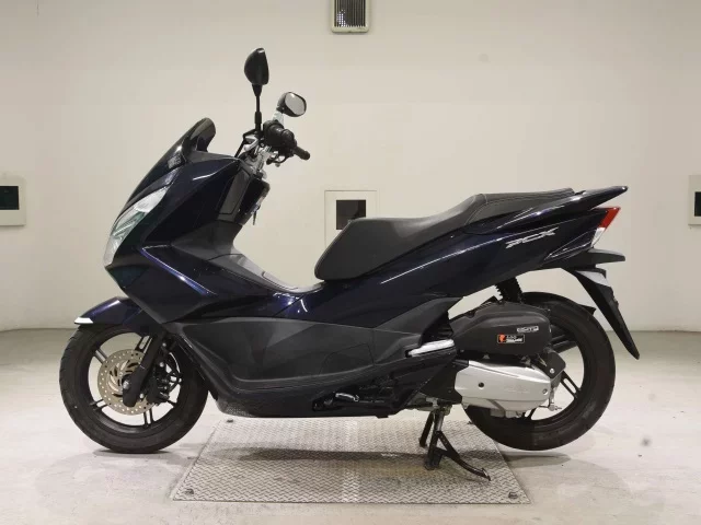Honda PCX125-2