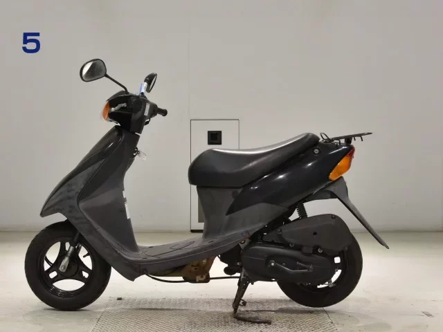 Suzuki LET S2