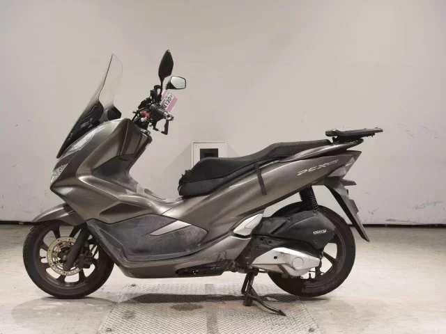 Honda PCX150-3