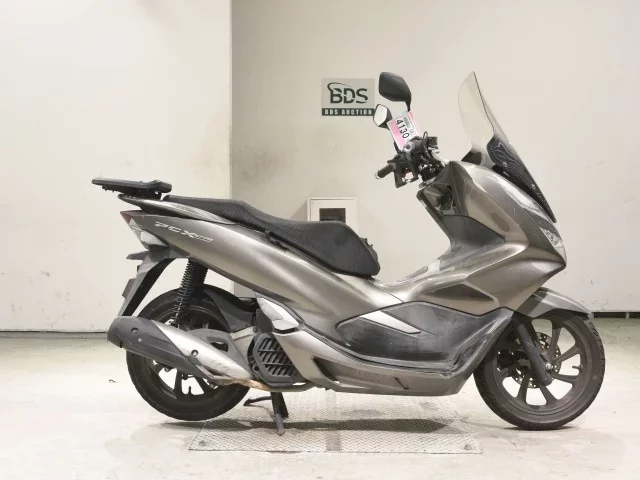 Honda PCX150-3