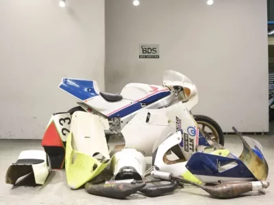 Honda NSR250R-3 SHO LOUIS NOT EQUIPPED