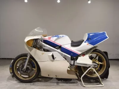 Honda NSR250R-3 SHO LOUIS NOT EQUIPPED