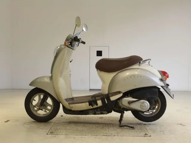 Honda CREA SCOOPY
