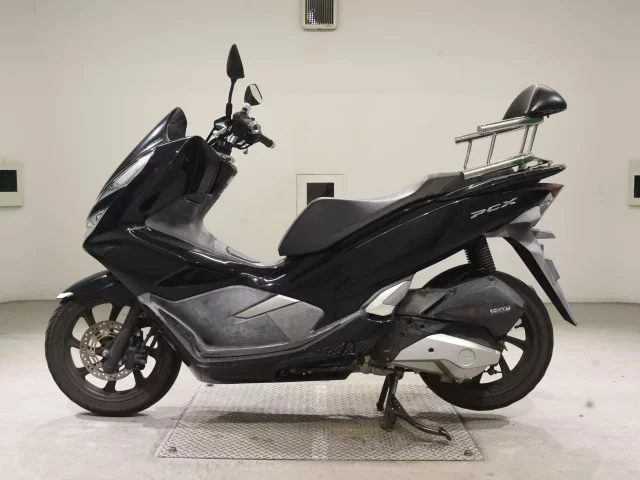 Honda PCX125-3