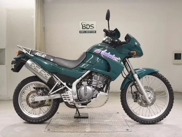 Kawasaki KLE250 лот № 5070 оценка 4  с аукциона в Японии