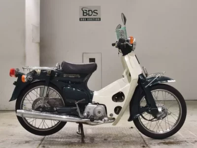 Honda C90