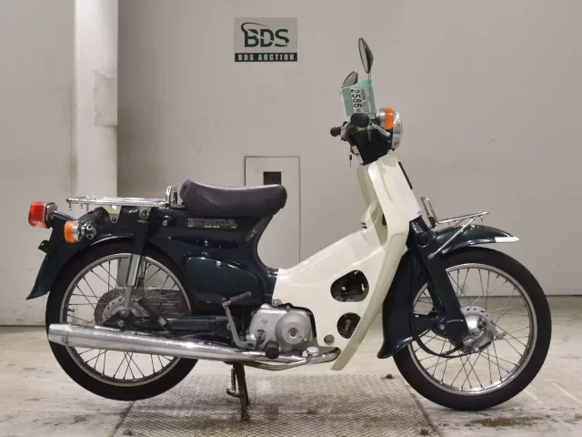 Honda C90