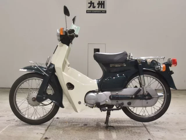 Honda C90