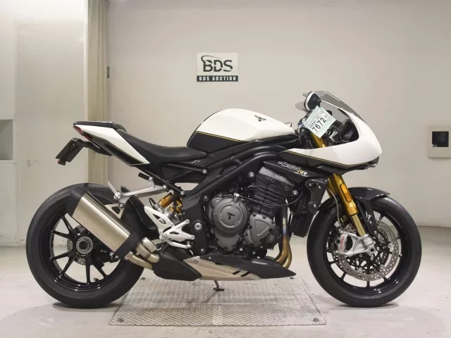 Triumph  SPEED TRIPLE RR лот № 7672 оценка 6  с аукциона в Японии