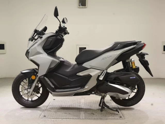 Honda ADV160