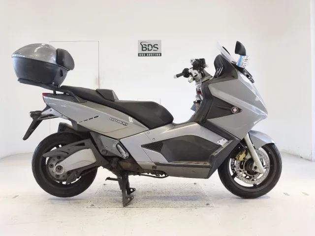 Gilera GILERA GP800IE