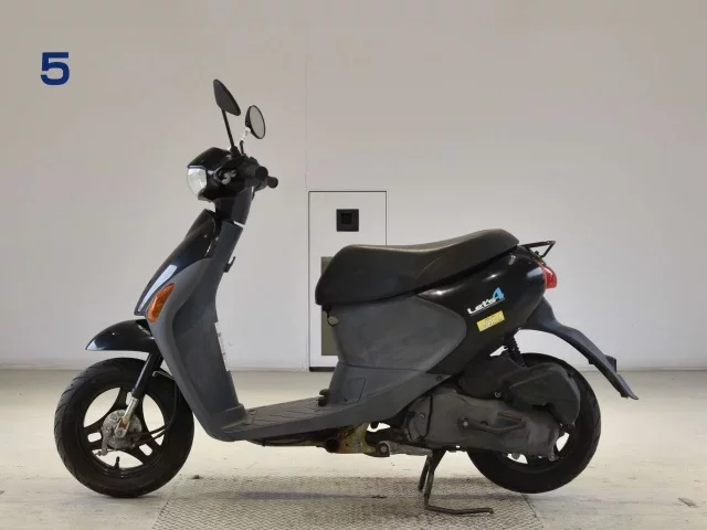 Suzuki LET S4