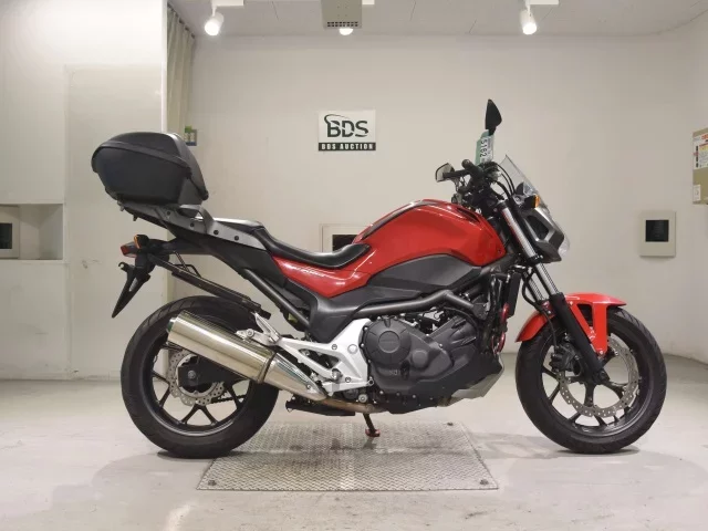 Honda NC700S лот № 5162 оценка 4  с аукциона в Японии