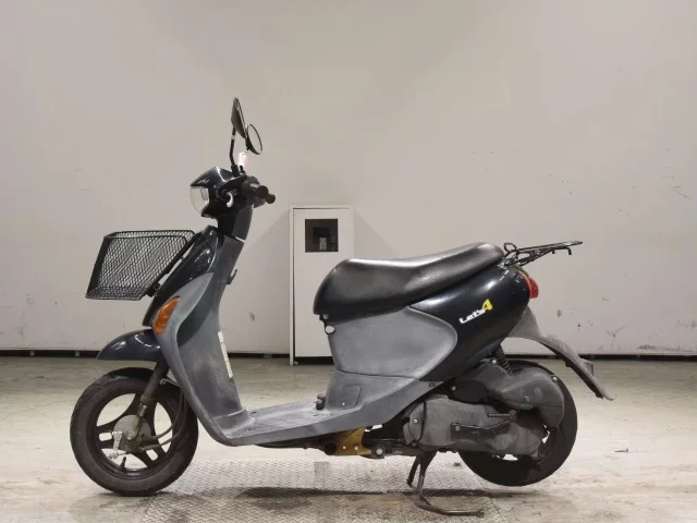 Suzuki LET S4