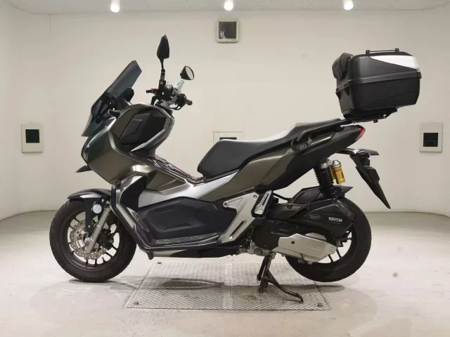 Honda ADV150