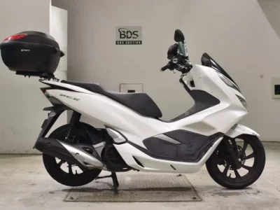 Honda PCX125-3
