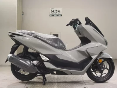 Honda PCX125-4