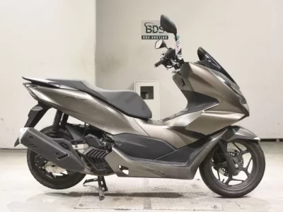 Honda PCX125-4