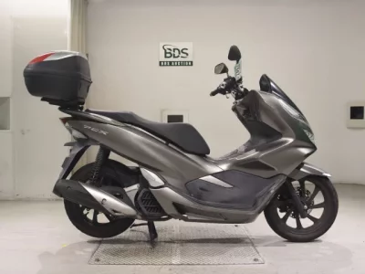Honda PCX125-3