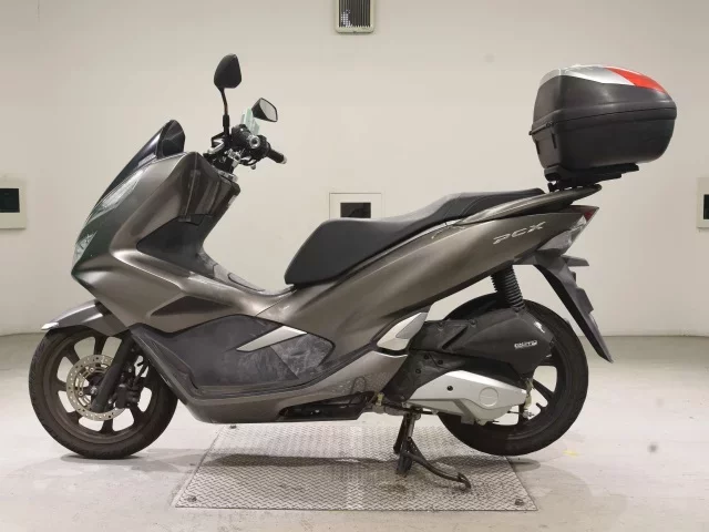 Honda PCX125-3