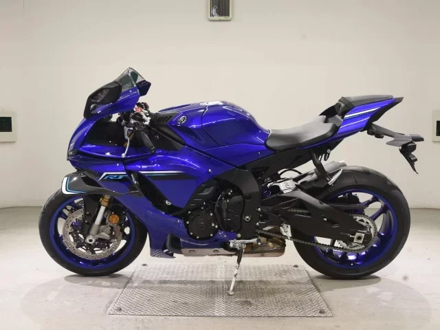 Yamaha YZF-R1