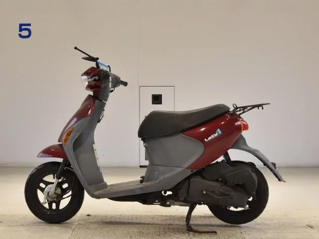 Suzuki LET S4