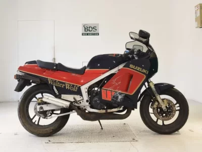 Suzuki RG400
