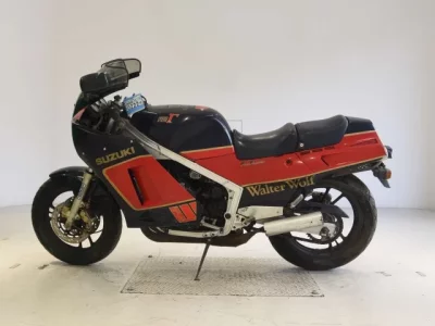 Suzuki RG400