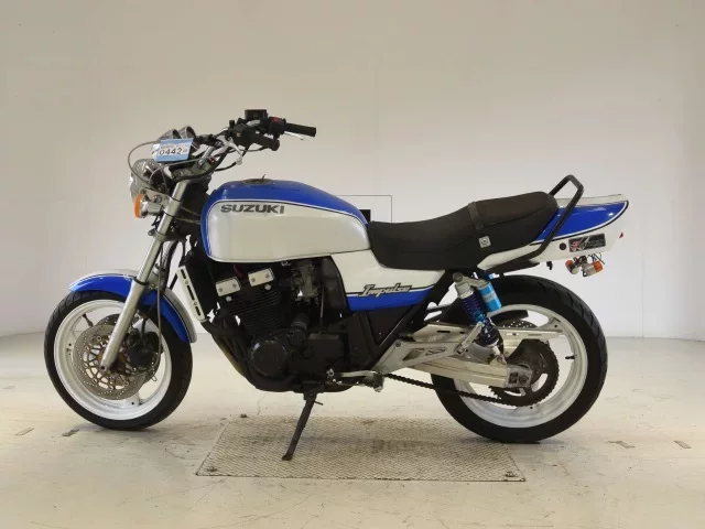 Suzuki GSX400