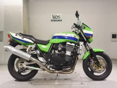 Kawasaki ZRX1100