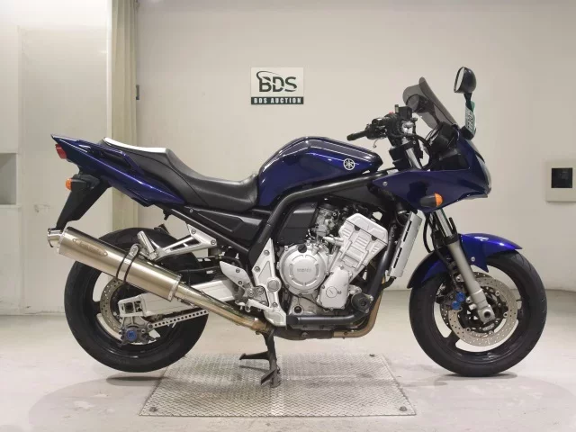 Yamaha FZS1000 FEATHER лот № 7730 оценка 4  с аукциона в Японии
