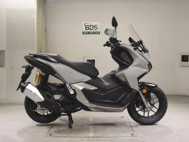 Honda ADV160