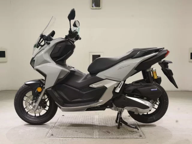 Honda ADV160