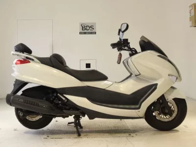 Yamaha MAJESTY 250-4