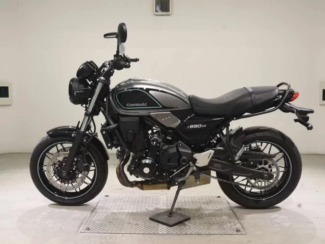 Kawasaki Z650RS