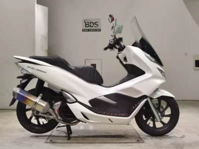 Honda PCX150-3