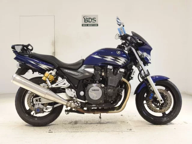 Yamaha XJR1300-2