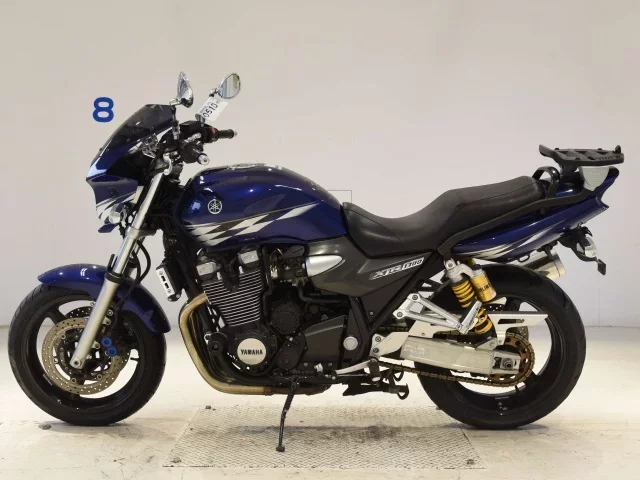 Yamaha XJR1300-2