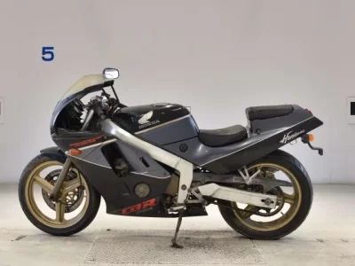 Honda CBR250R-2 SHO LOUIS NOT EQUIPPED
