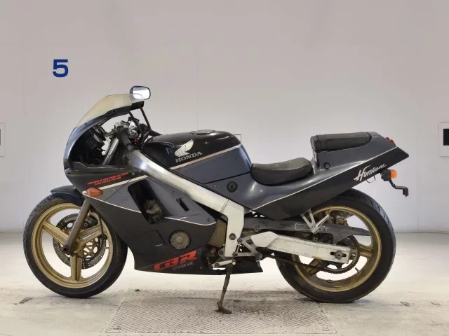 Honda CBR250R-2 SHO LOUIS NOT EQUIPPED