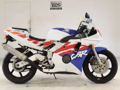 Honda CBR250RR SHO LOUIS NOT EQUIPPED